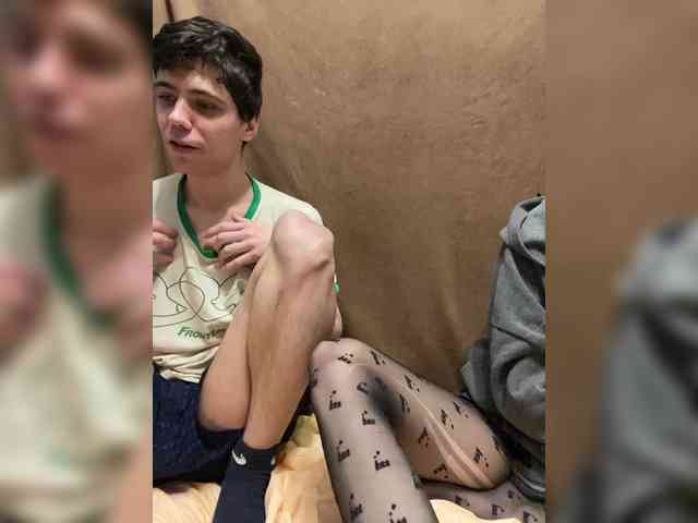 zaebokroom999 webcam