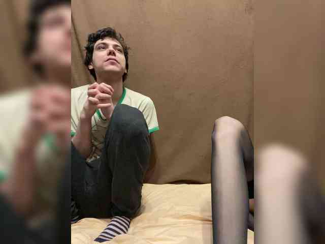 zaebokroom999 webcam