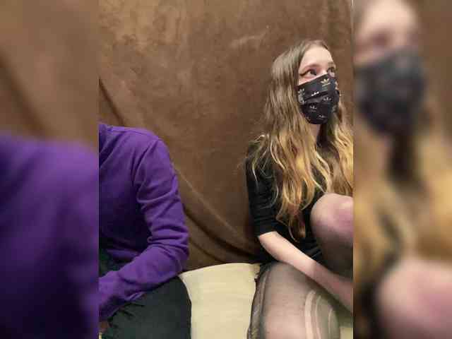 Love_tokens971 webcam