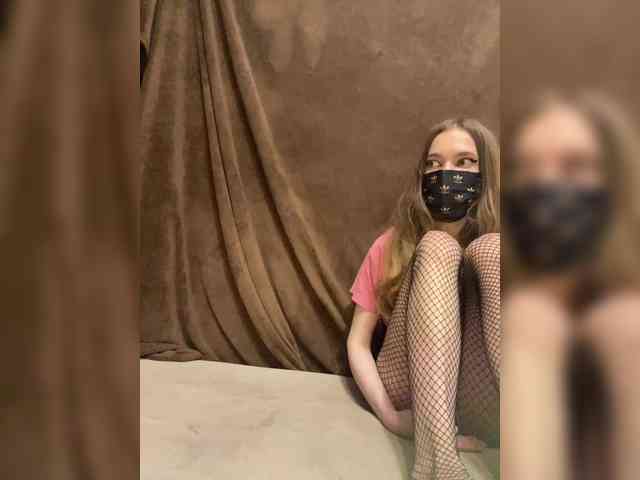 pan1c_ro0m999 webcam