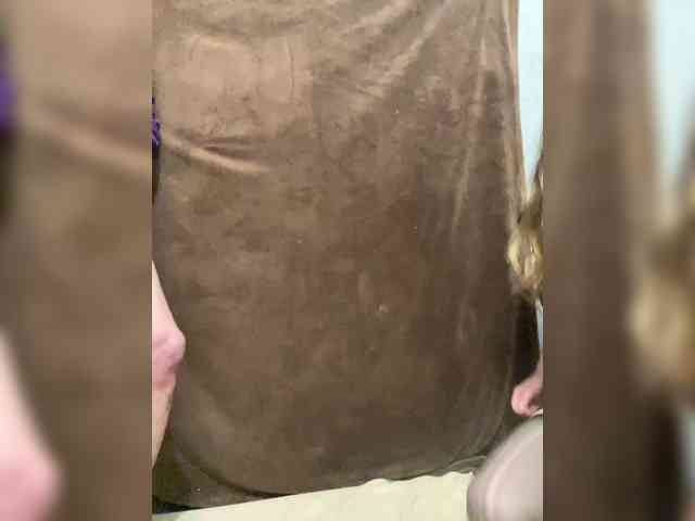 Love_tokens971 webcam