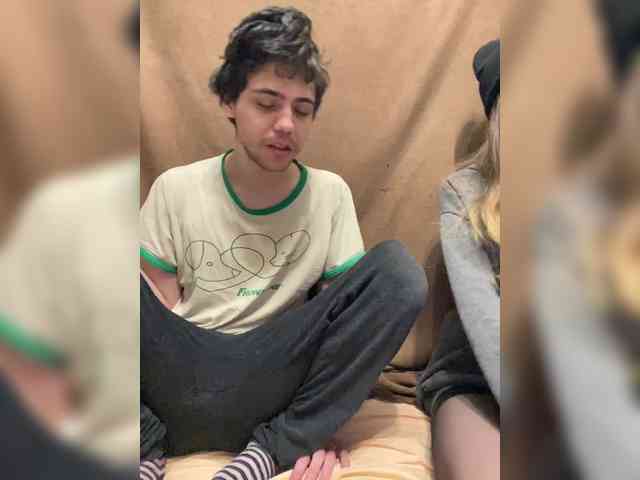 zaebokroom999 webcam