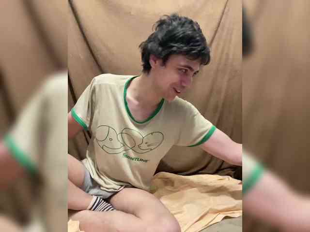 Emmalove13 Emmalove13