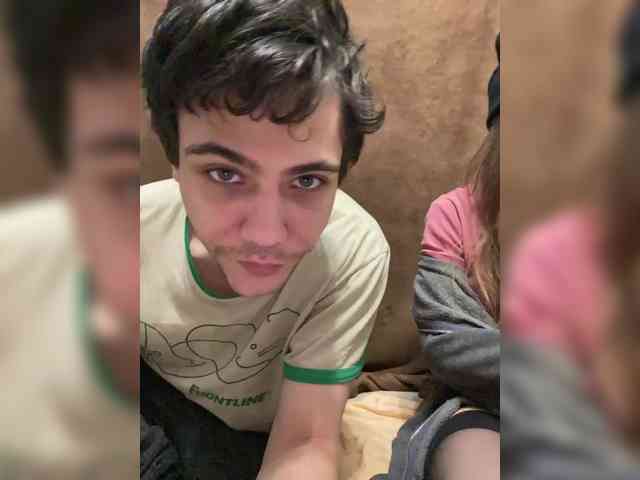 zaebokroom999 webcam