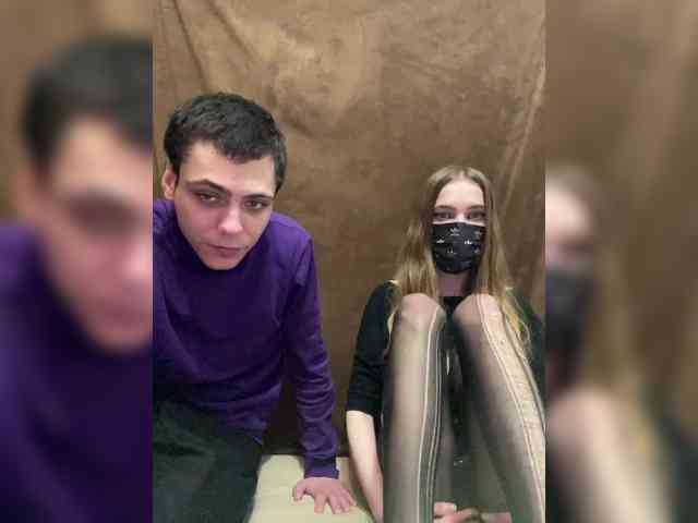 Love_tokens971 webcam