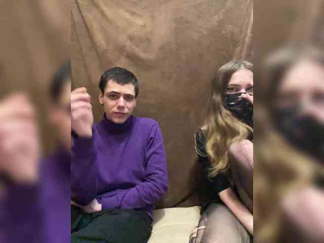 Love_tokens971 webcam