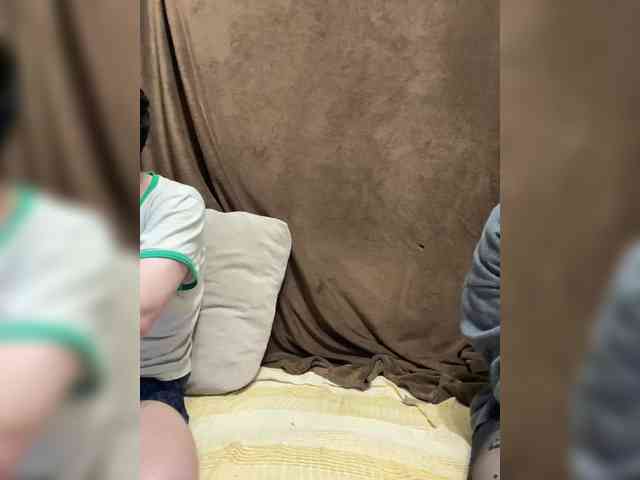 Emmalove13 Live Webcam on BongaCams