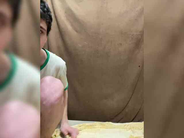 zaebokroom999's Sexcam