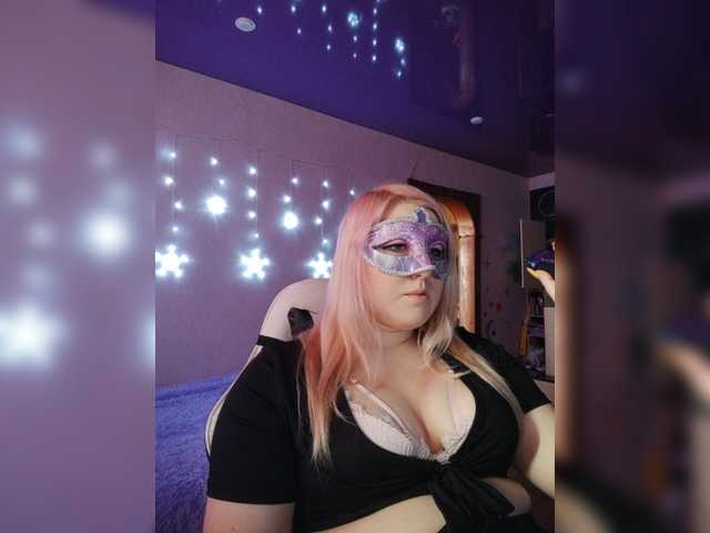 Lady-Holy Porn
