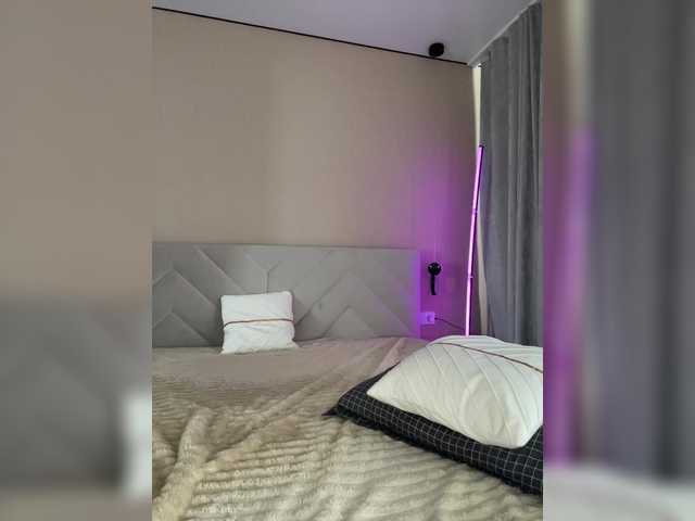 -_____--______-----__