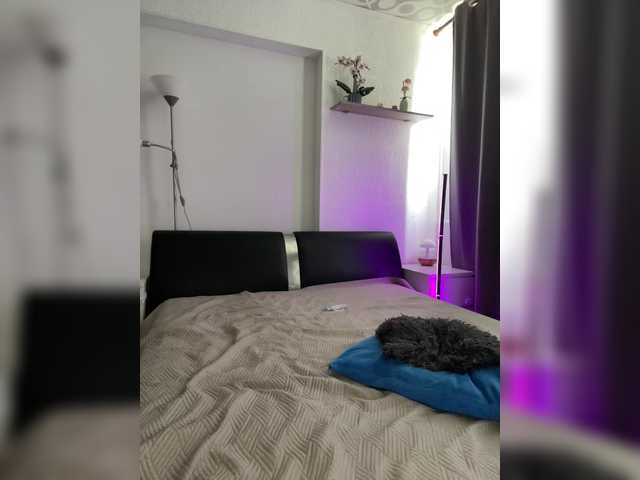 _--____--_