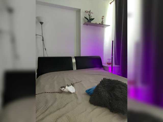 _--____--_