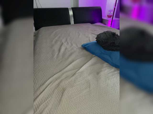 _--____--_