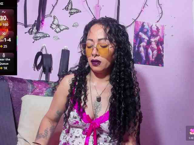 staacy37 Live Webcam on BongaCams