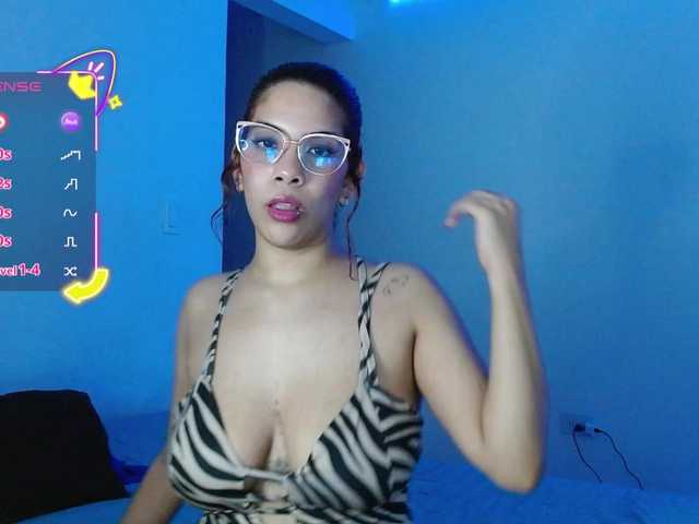 mishellcollins's BongaCams show and profile