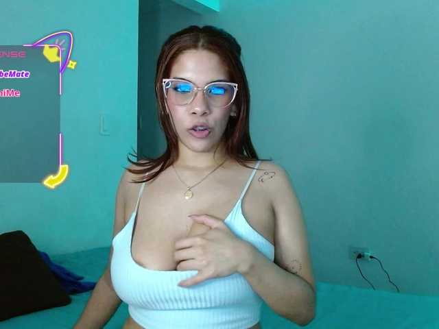 mishellcollins's BongaCams show and profile