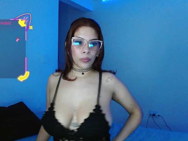 mishellcollins's BongaCams show and profile