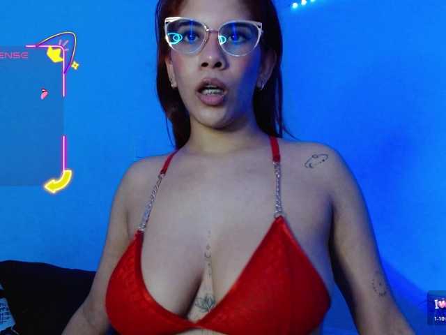 mishellcollins live cam profile