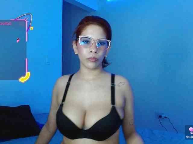 mishellcollins webcam