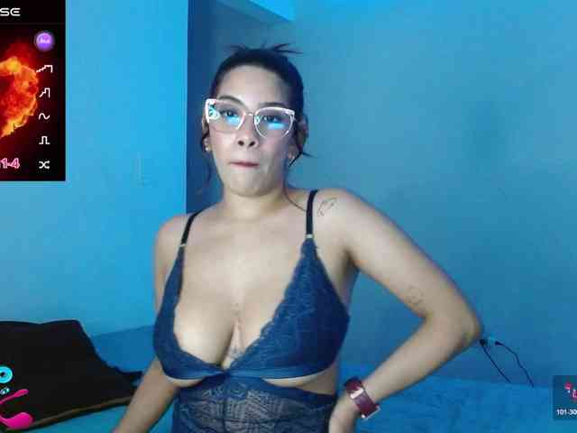 mishellcollins webcam