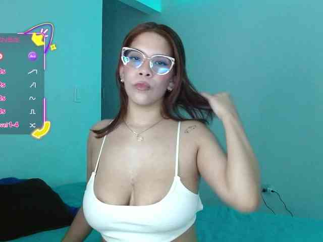 mishellcollins webcam