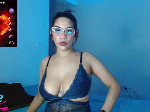 mishellcollins webcam