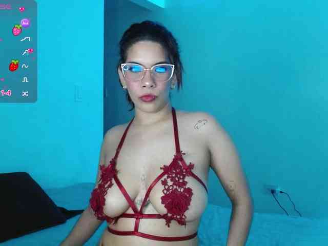 mishellcollins webcam