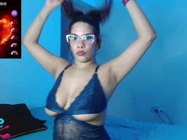 mishellcollins webcam