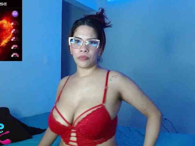 mishellcollins webcam