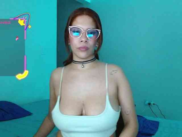 mishellcollins webcam