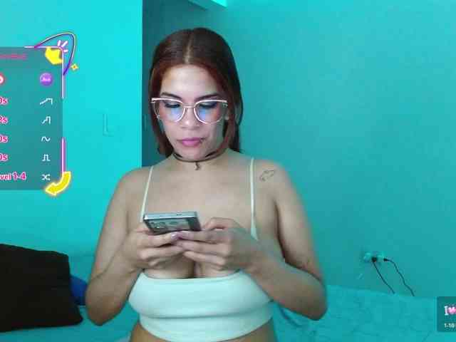 mishellcollins webcam