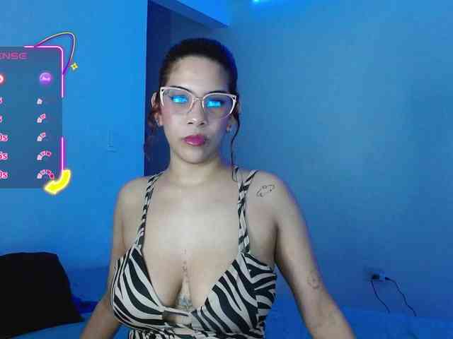 mishellcollins webcam