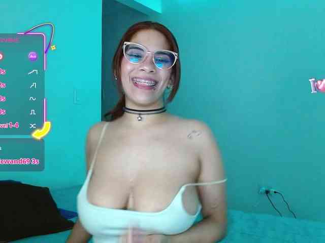 mishellcollins webcam