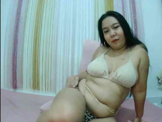 AngelicAnya webcam