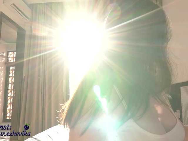 Vixie01's BongaCams show and profile