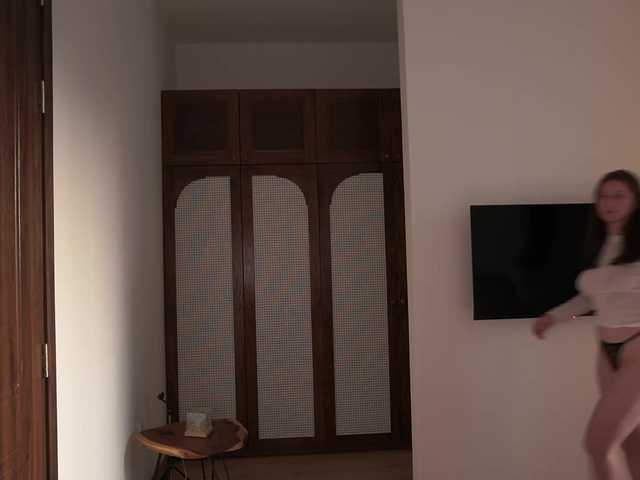 Vixie01's BongaCams show and profile