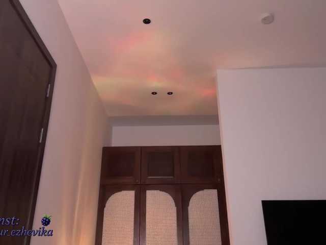 Vixie01's BongaCams show and profile