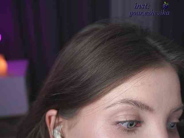 Vixie01 Live Webcam on BongaCams