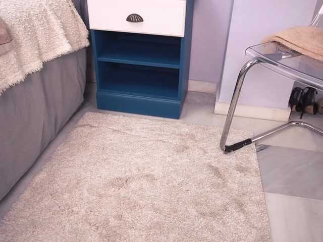 new1dee's BongaCams show and profile