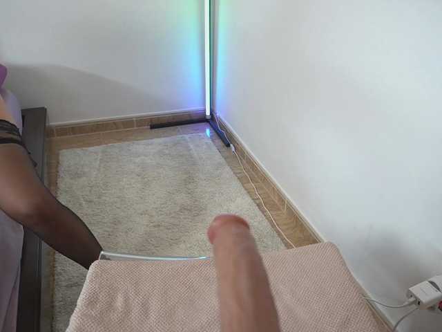 new1dee's BongaCams show and profile