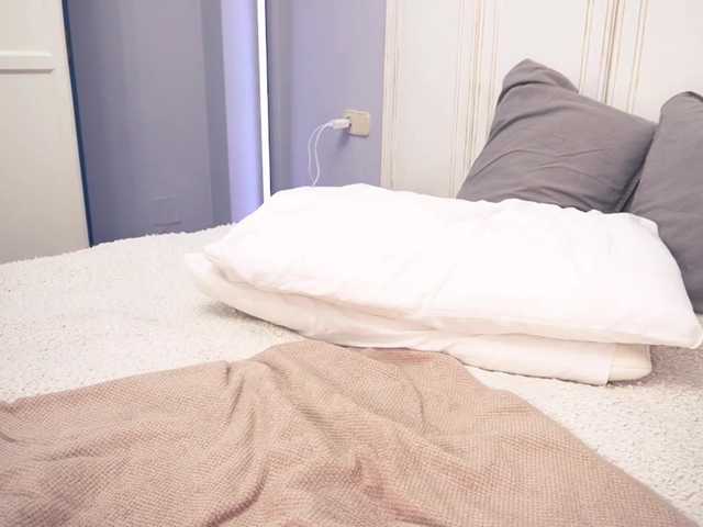 new1dee's BongaCams show and profile