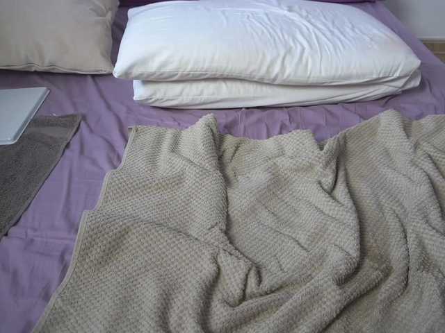 new1dee's BongaCams show and profile