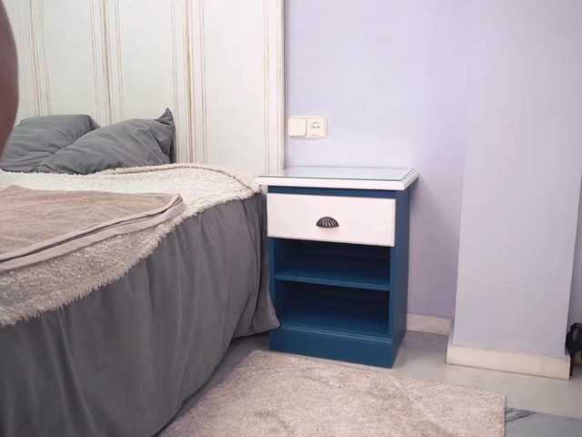 new1dee's BongaCams show and profile