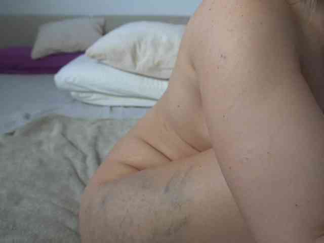 new1dee webcam