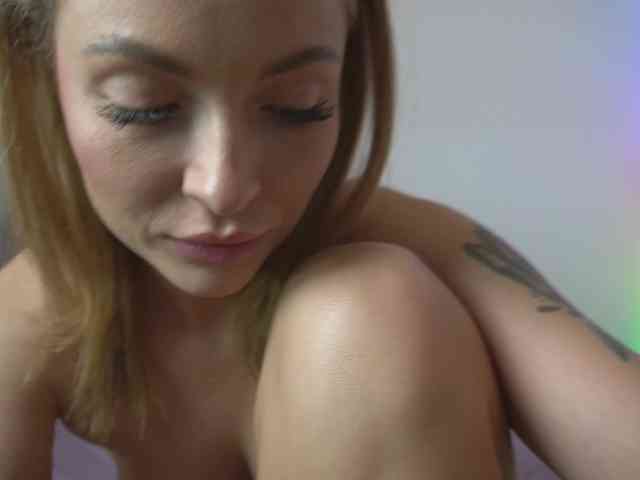 new1dee webcam