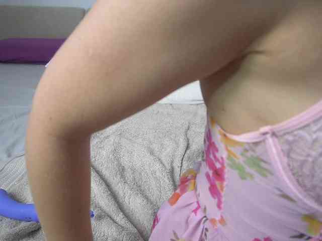 new1dee webcam