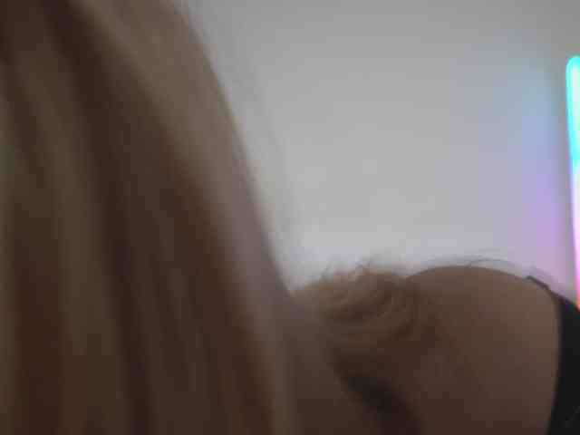 new1dee webcam