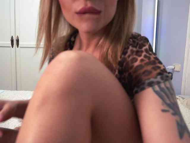 new1dee webcam