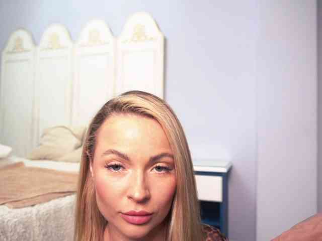 new1dee webcam