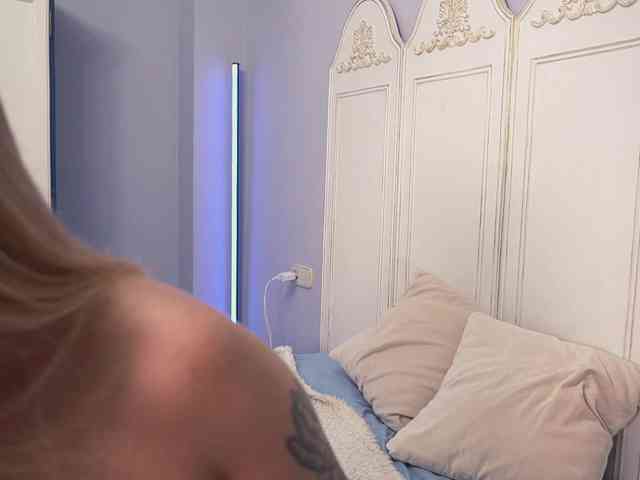 new1dee webcam